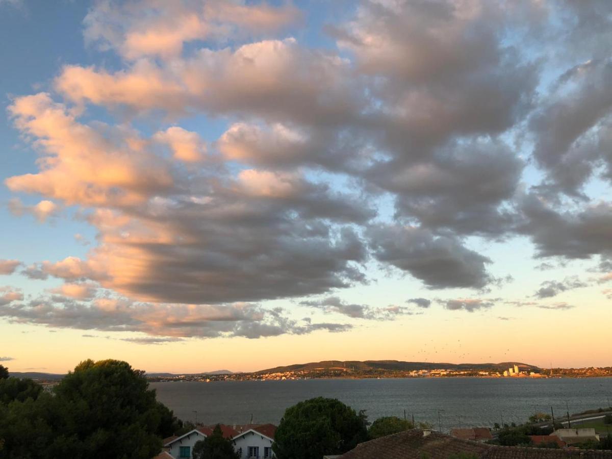 Le Bleu Mer Sete Bagian luar foto