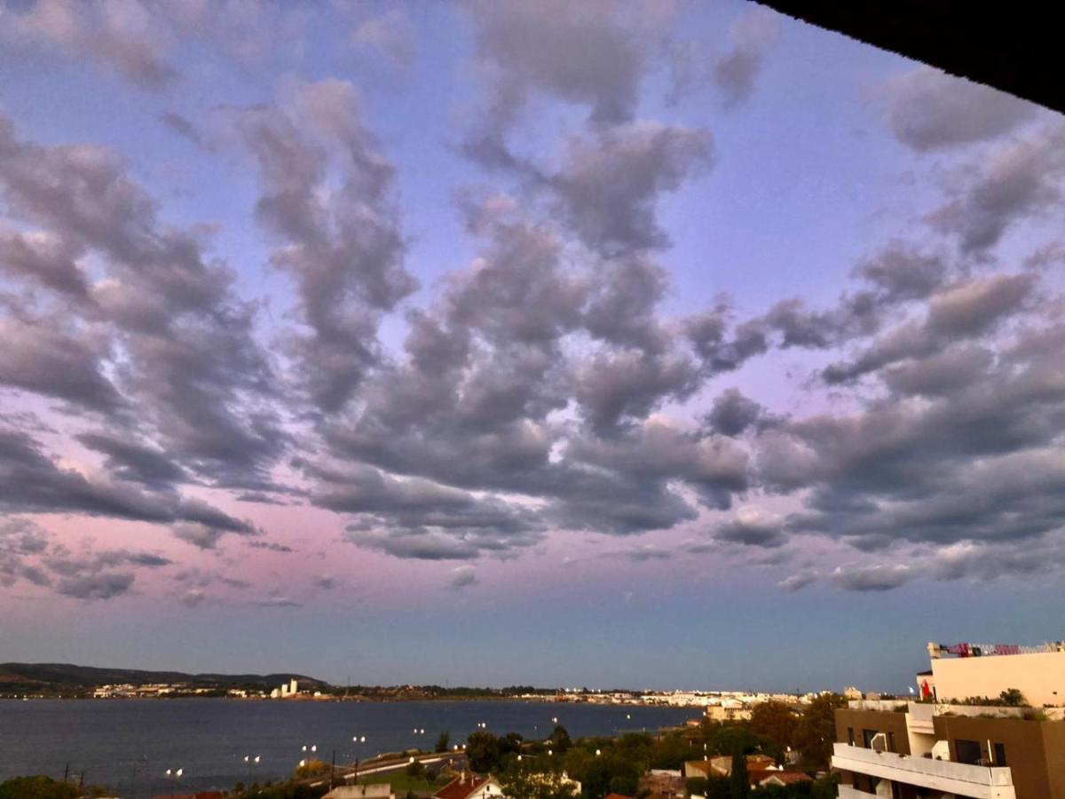 Le Bleu Mer Sete Bagian luar foto